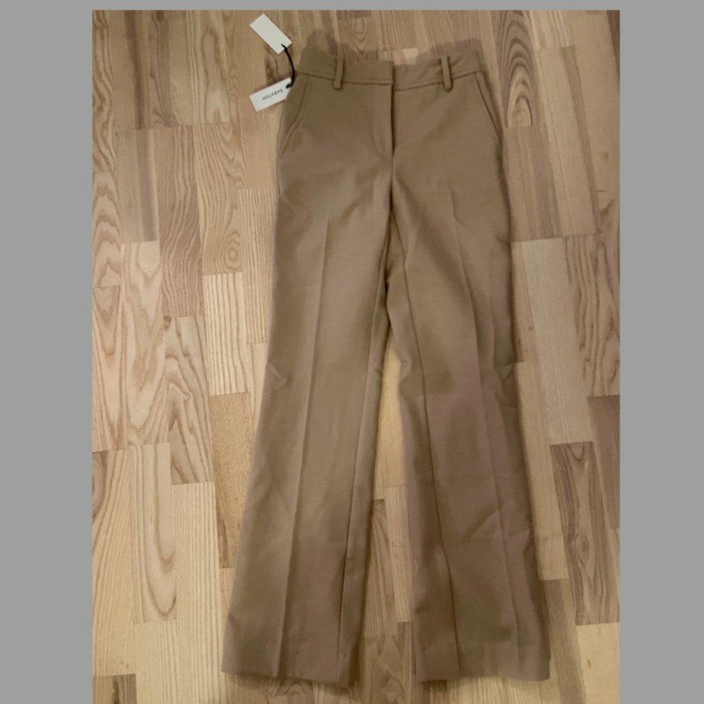 Aritzia babaton gazette pants - new with tags - size 00 - perfect condition